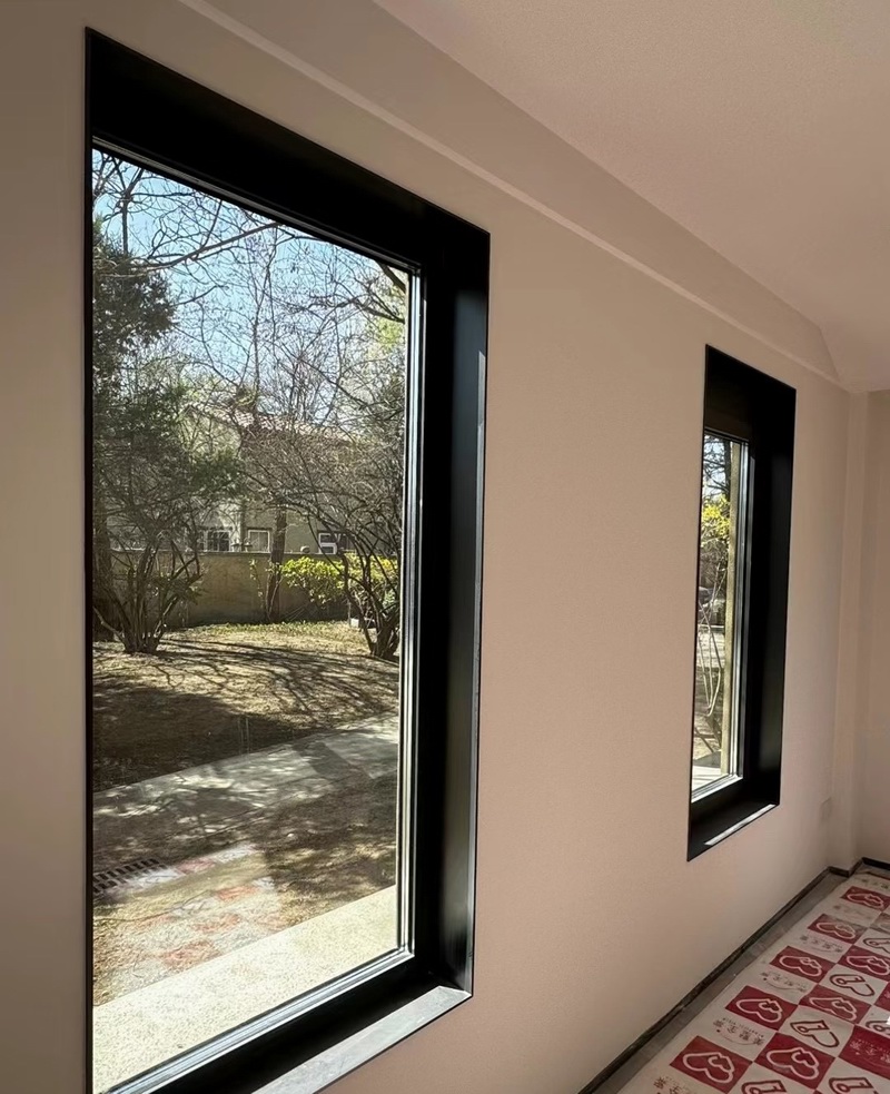 极窄金属窗套落地